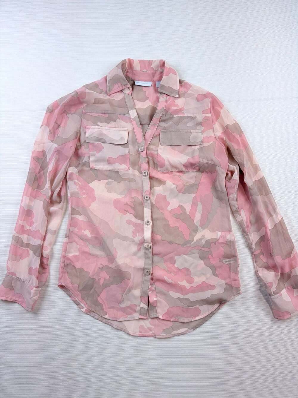 New York & Company Pink Camouflage Long Sleeve Button-Up Shirt XS